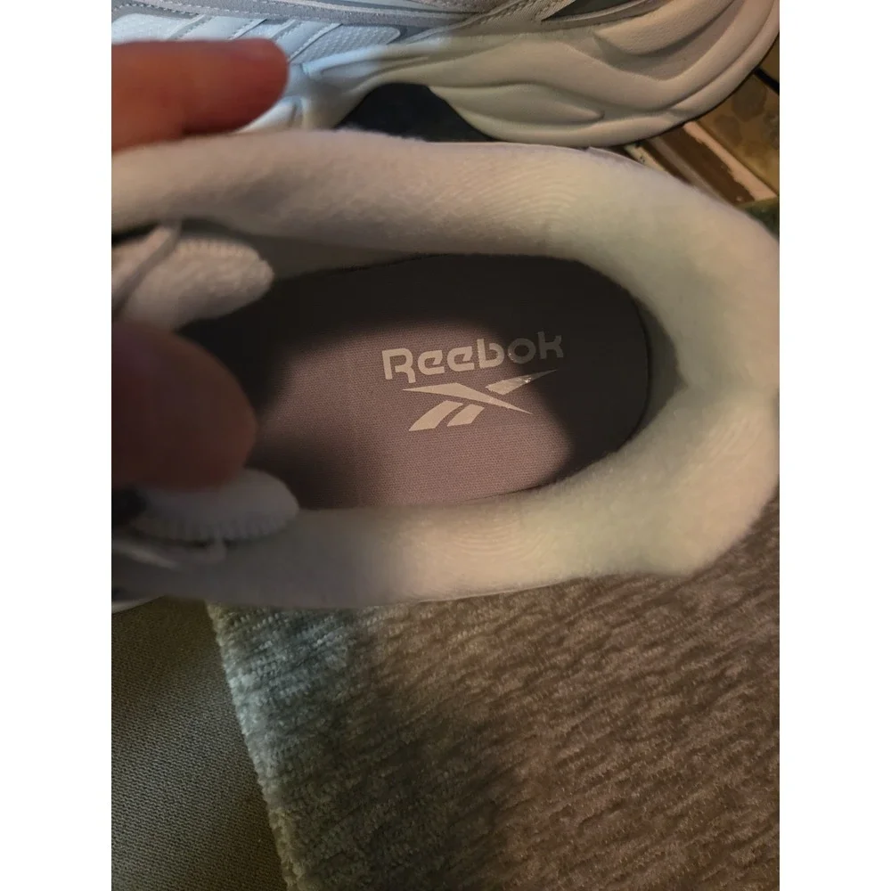Reebok Road‎ Prime White Silver Size 11 Mens Sneakers Running Shoes NEW